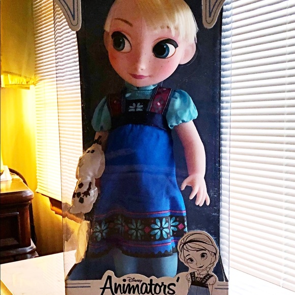 Disney Animator’s Elsa Toddler Doll with Olaf. New - Picture 5 of 8